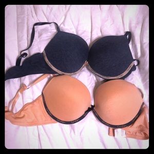 2 Jessica Simpson bras (34 C)